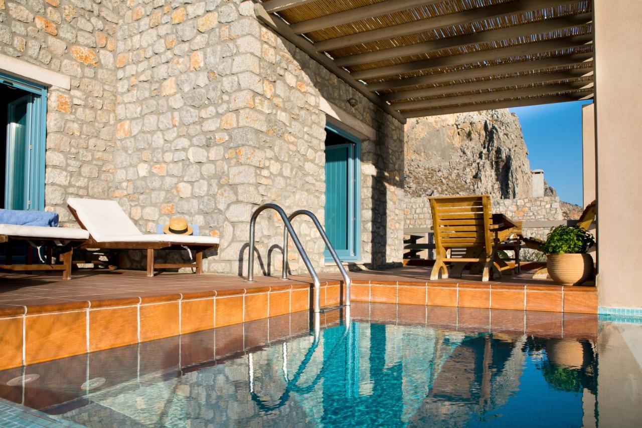 Petra Boutique Homes Arginonda Ngoại thất bức ảnh