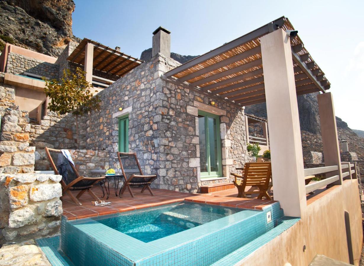 Petra Boutique Homes Arginonda Ngoại thất bức ảnh